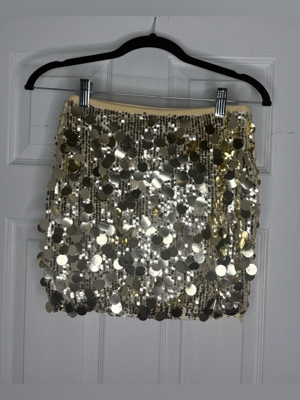 ✨Gold Sequin Mini✨ - Picture 3 of 4